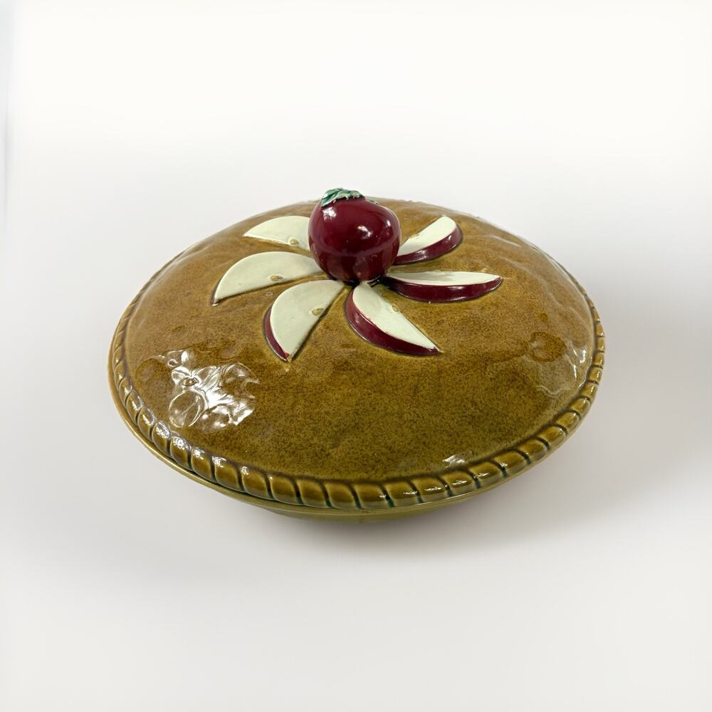 Ceramic Apple Pie Keeper Dish w/ Lid Raised Apple On Top The Main Ingredients